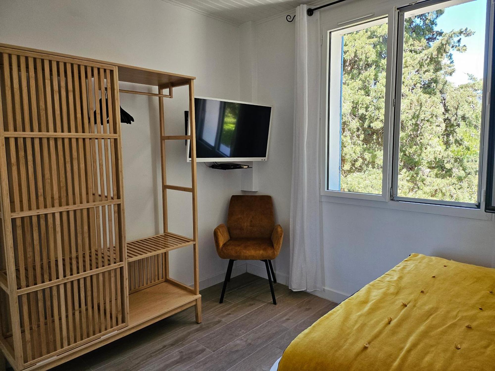 La Luberonne Bed and Breakfast Lourmarin Eksteriør billede